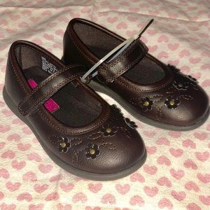 Brown MaryJane’s toddler 9